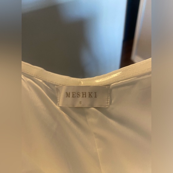 Meshki Meredith - Picture 6 of 9